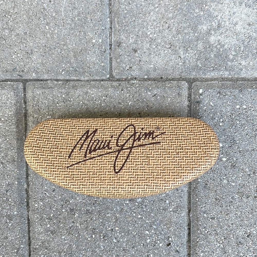 New old stock with flaws: Large Maui Jim Hard Case Sunglasses Case